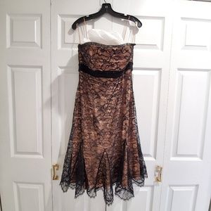 NWOT Badgley Mischka Strapless Lace Cocktail Dress
